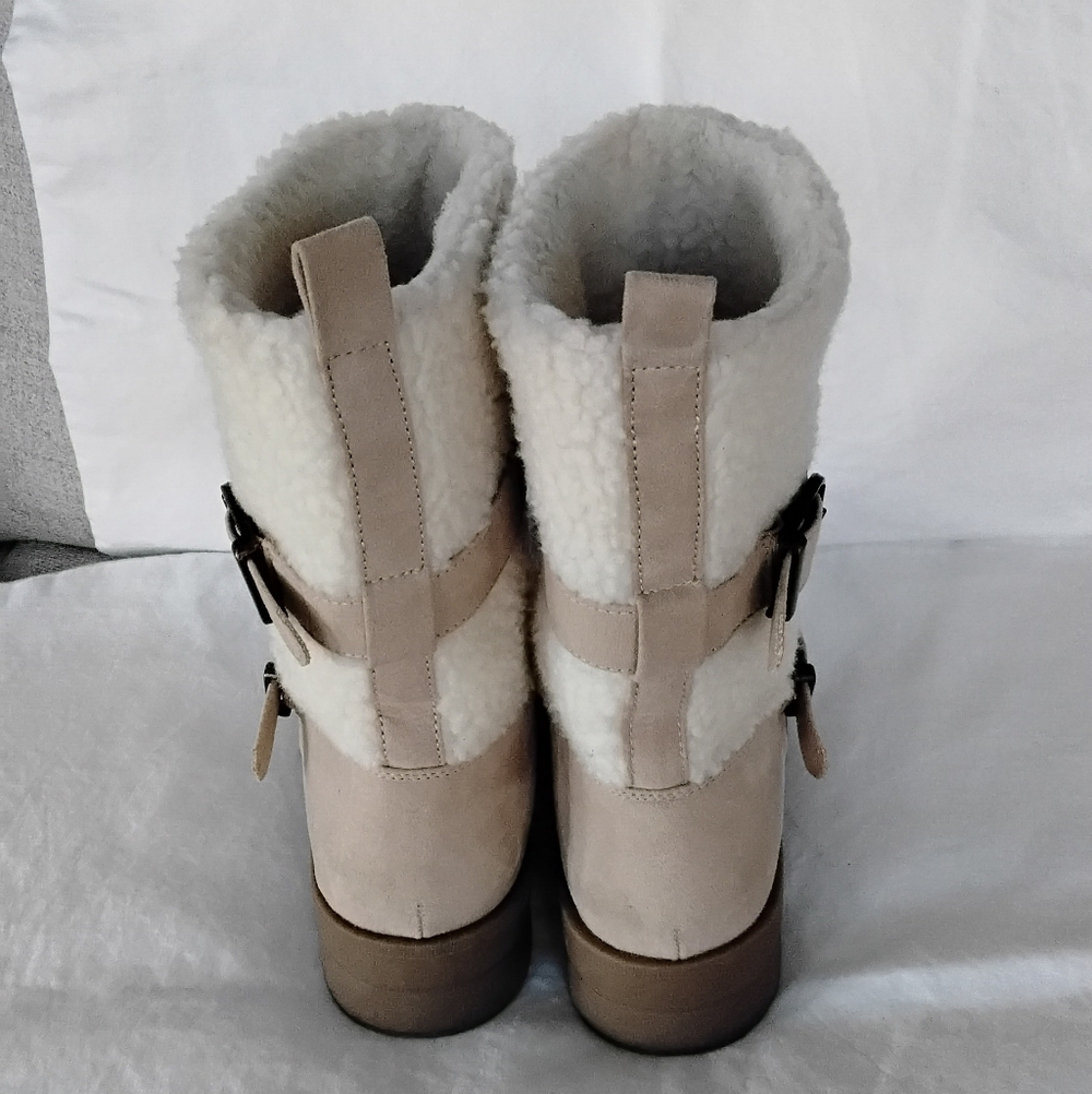 Women's Self Esteem Tan Shearling-Lined Boots - Picture 2 of 6